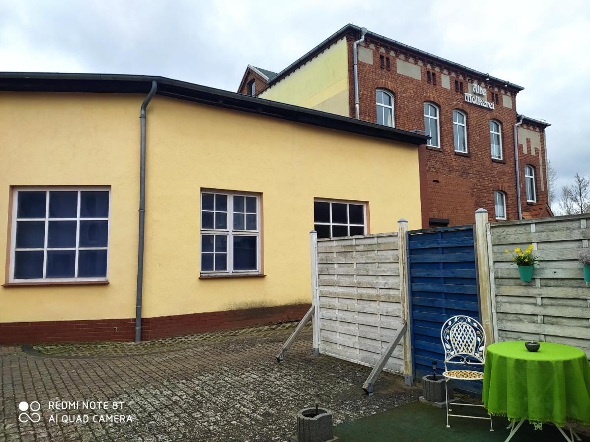 Alte Molkerei Wolgast Hotel Bagian luar foto